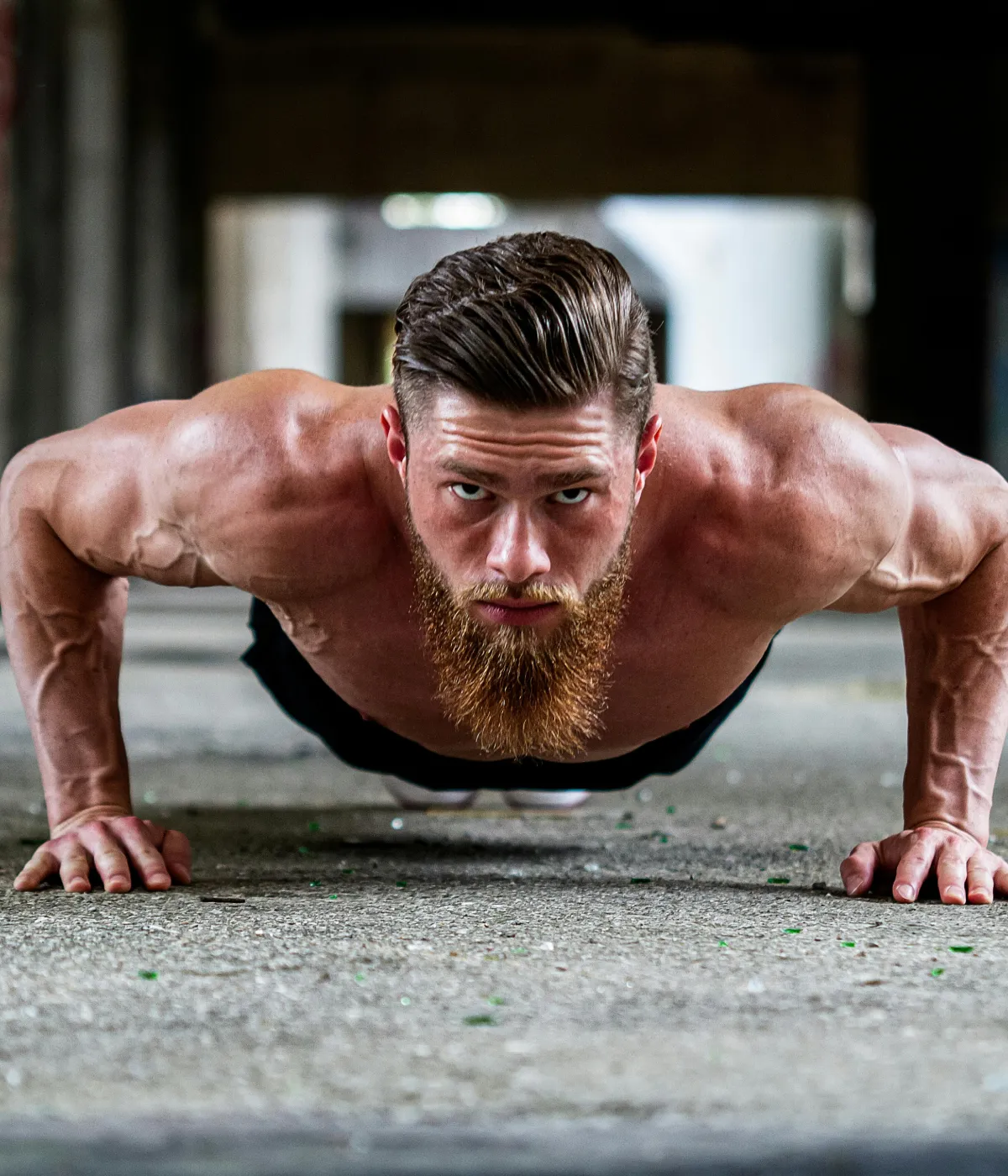 Picture of man doing pushups